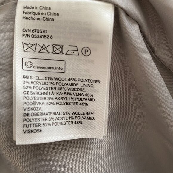 H&M Wool-Blend Fuzzy Coat – Light Grey, Zip Front, Relaxed Fit - Picture 7 of 9